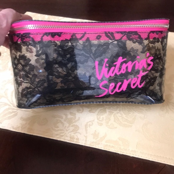 NWOT. Victoria Secret Travel Cosmetic Bag - Picture 3 of 8